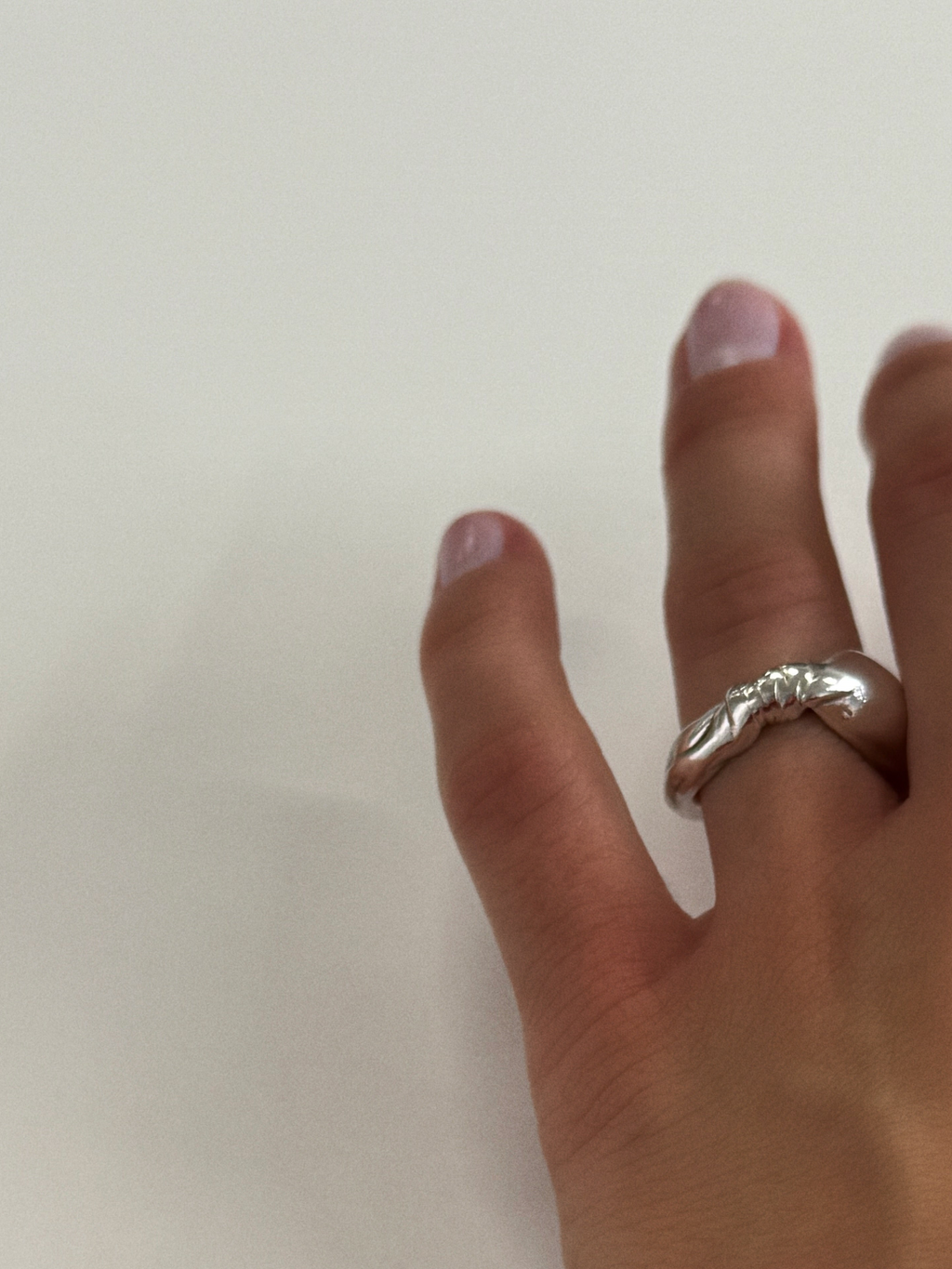 La bague nouée