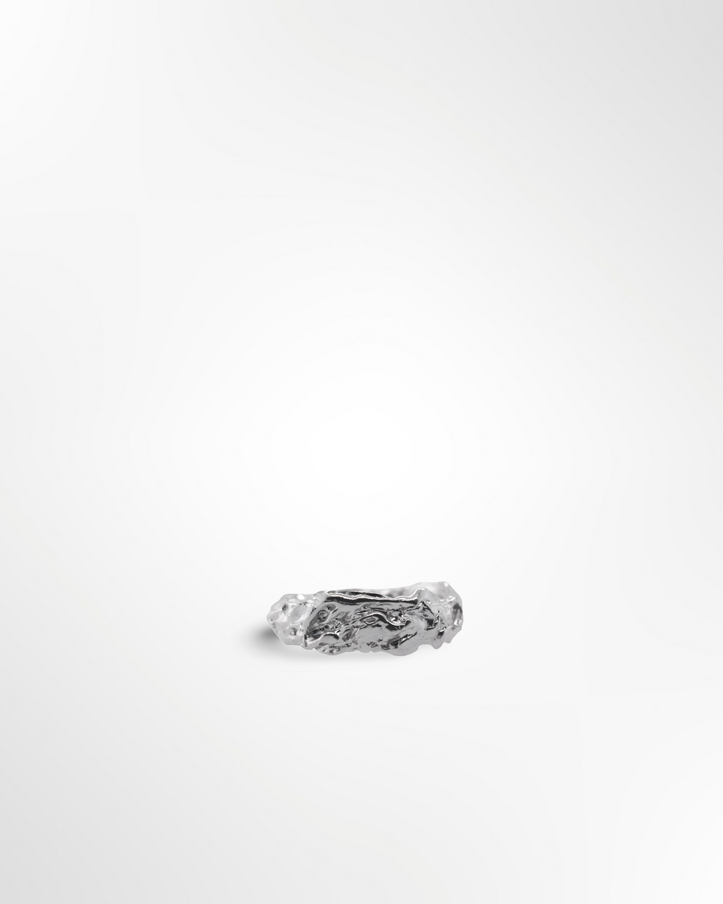 La bague abstraite