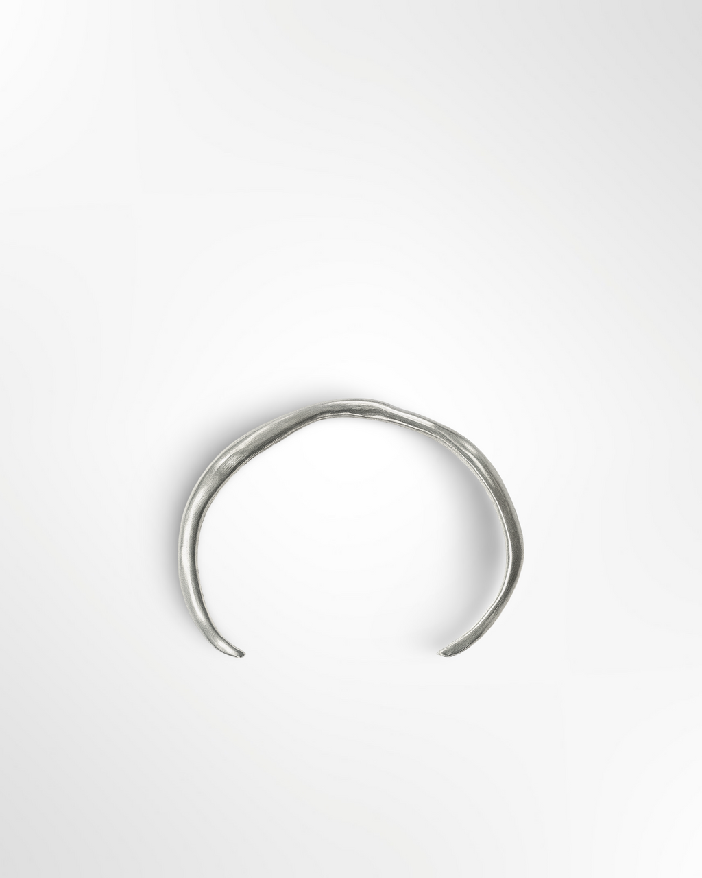 Le bracelet effilé