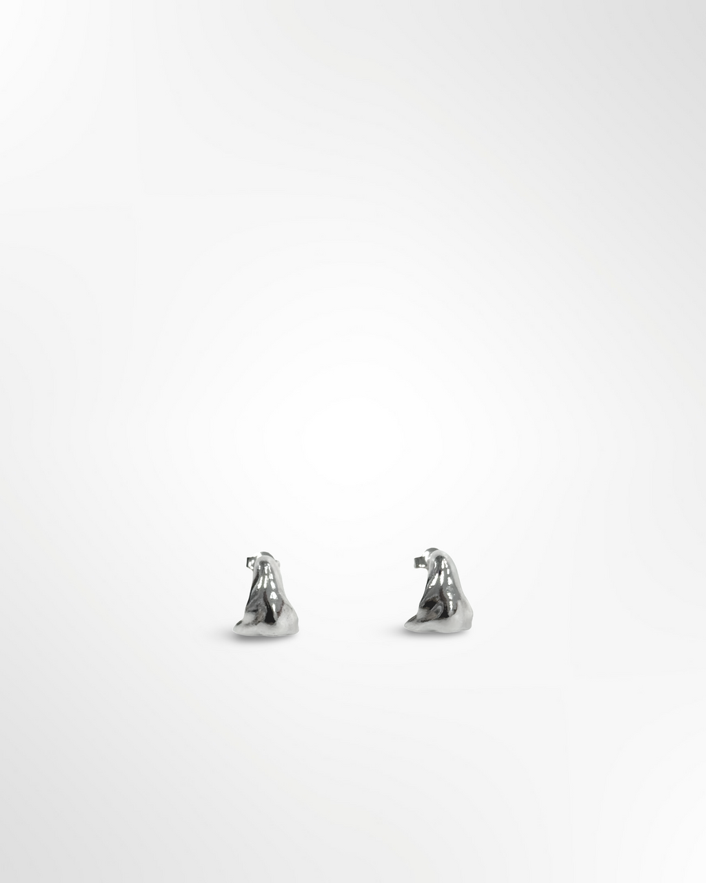 Les boucles d’oreilles lava