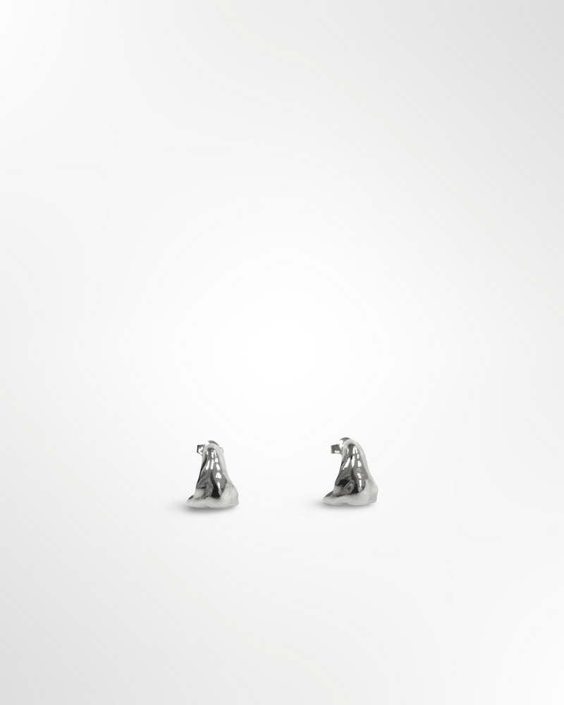 Les boucles d’oreilles lava