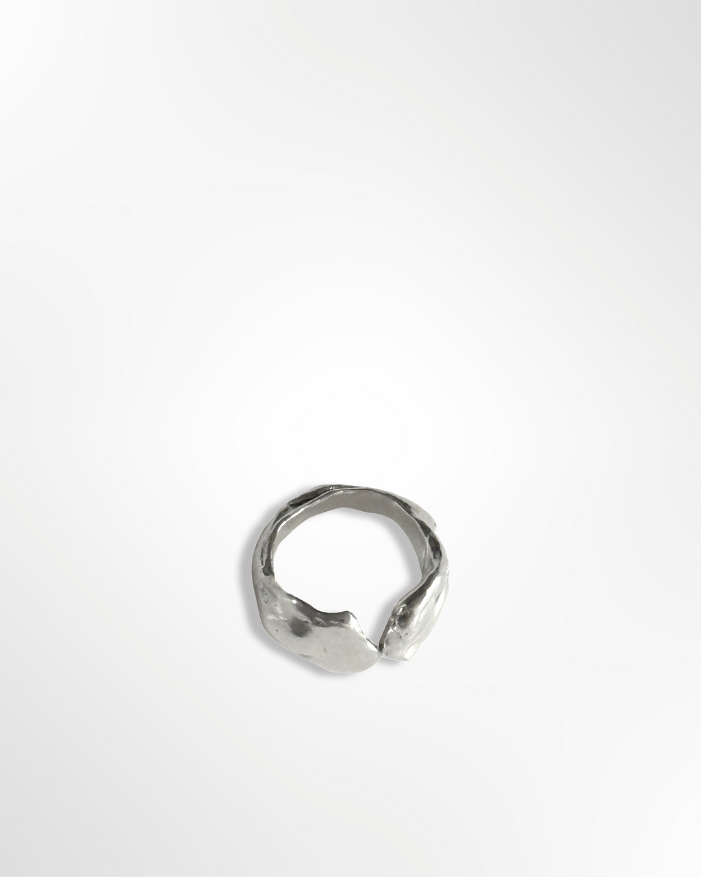 La bague ouverte organique