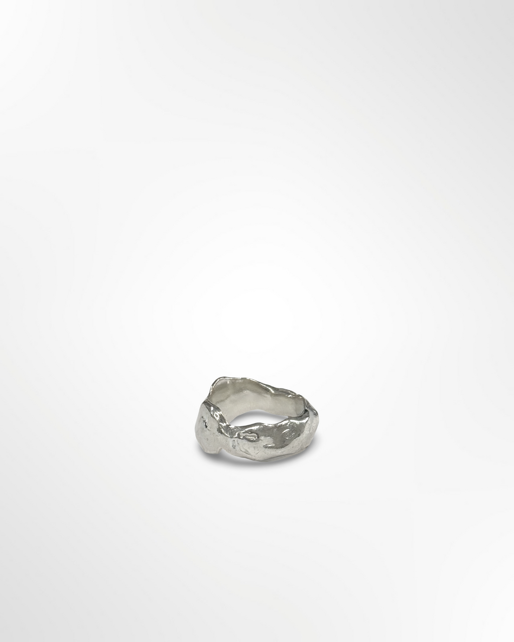 La bague asymétrique