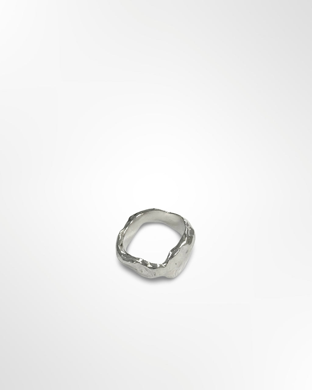 La bague asymétrique