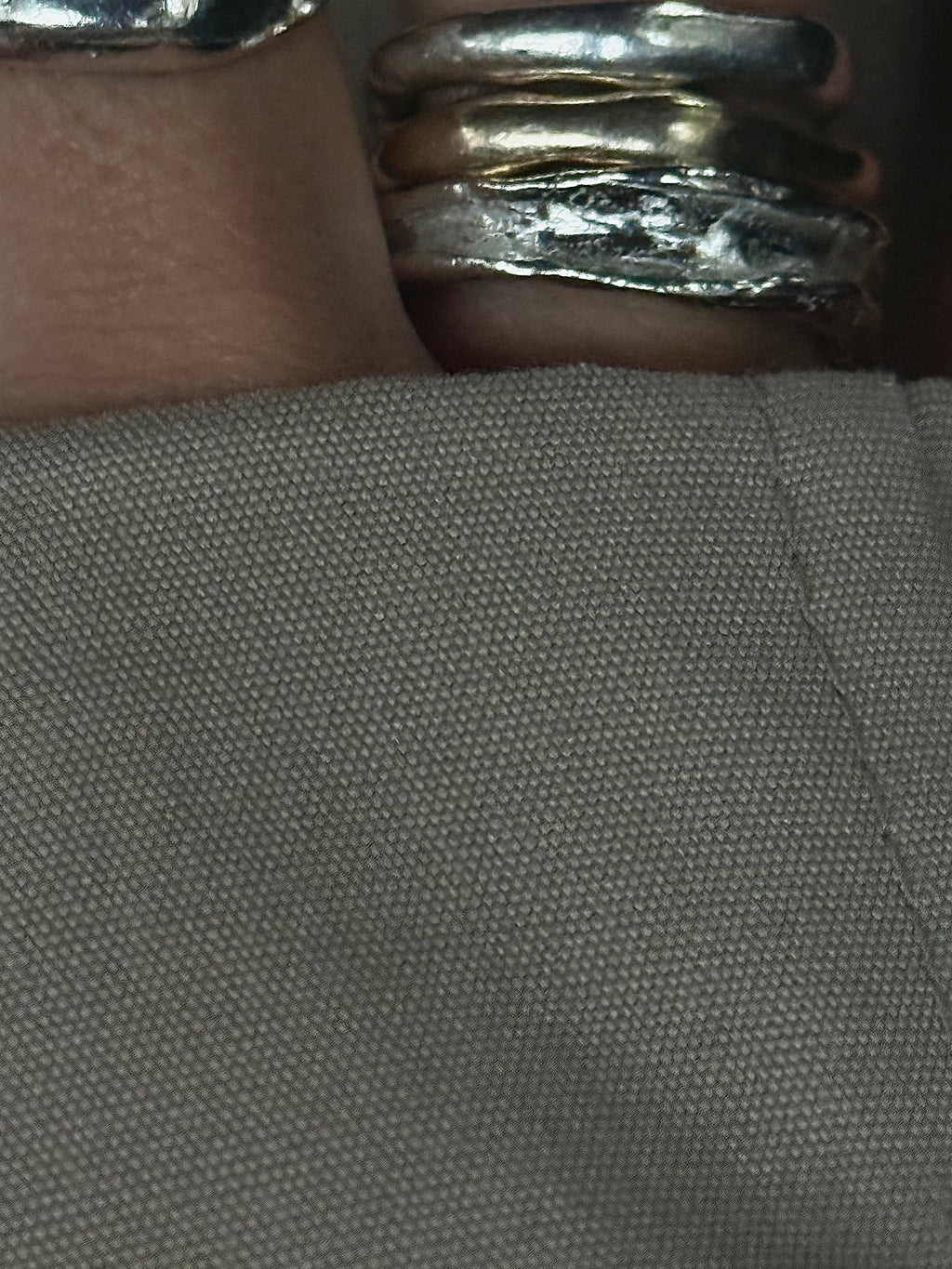 La bague creusée