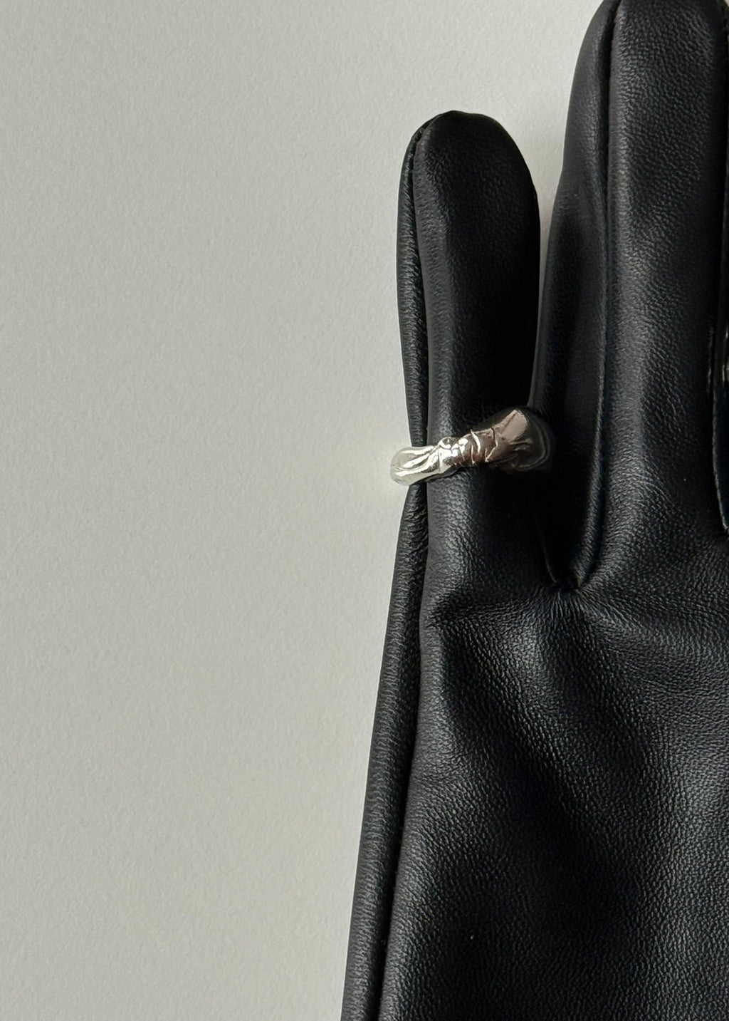 La Bague Nouée