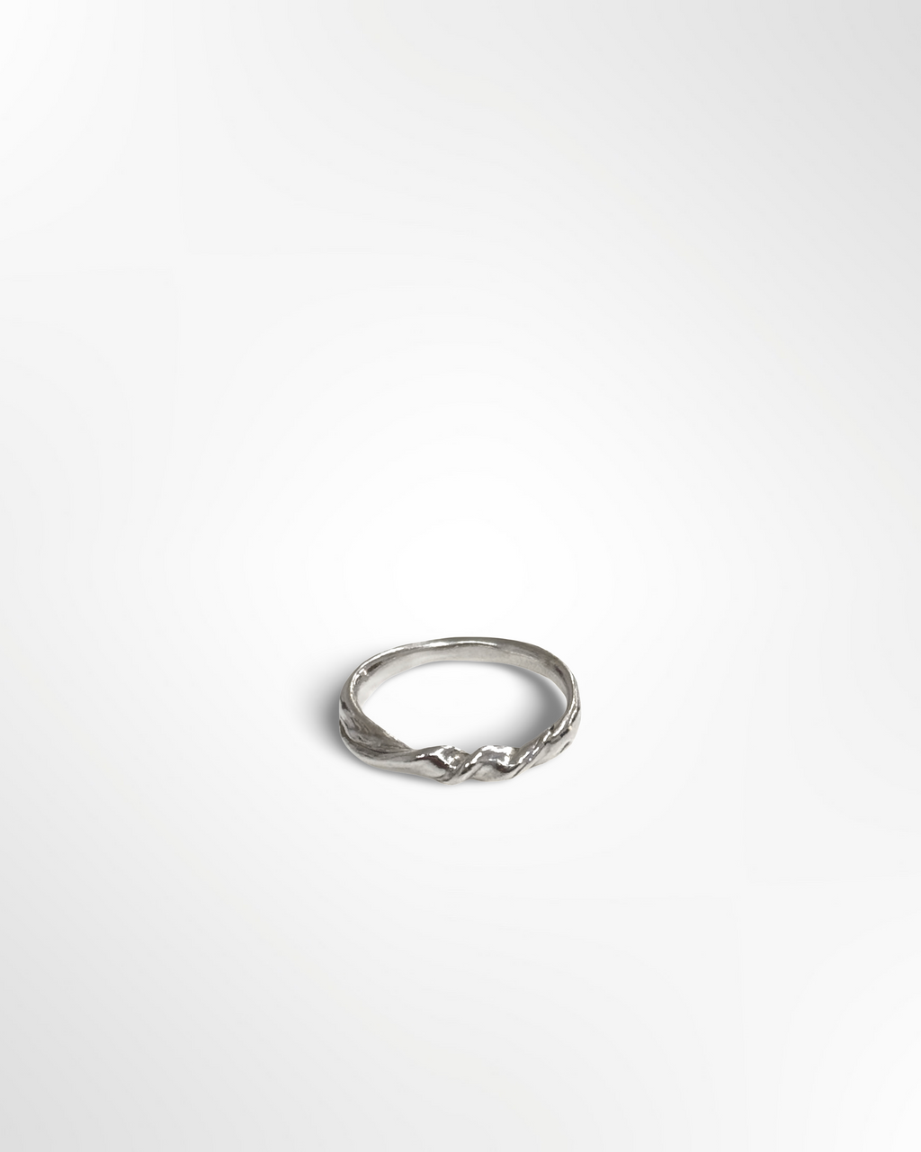 La bague torsade