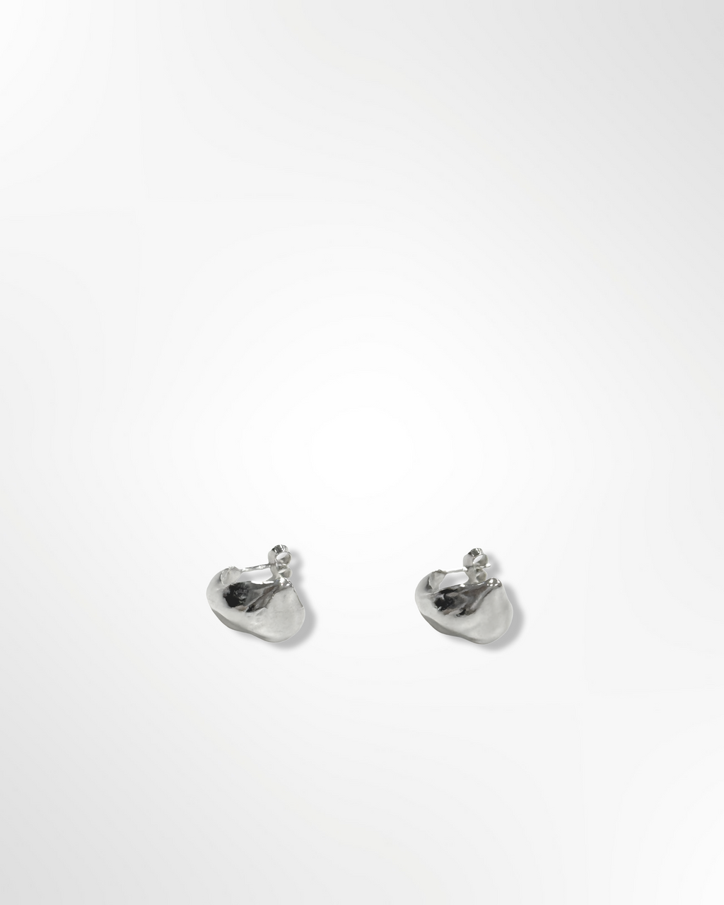 Les boucles d’oreilles lava
