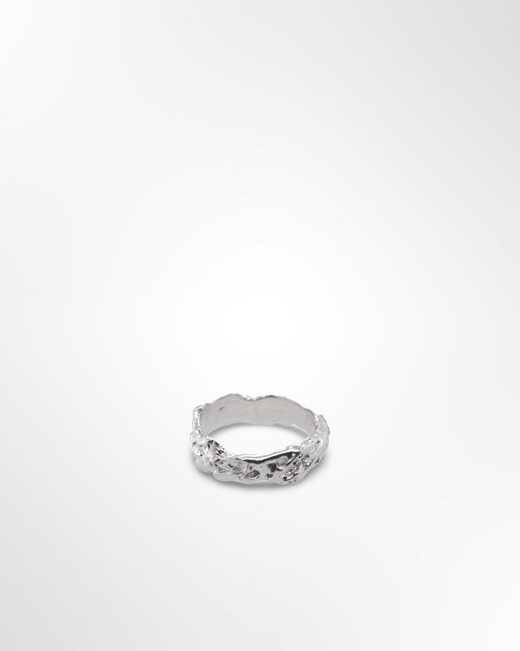 La bague abstraite